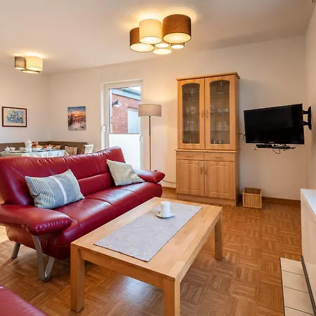 Haus Anne Holiday home Dornumersiel